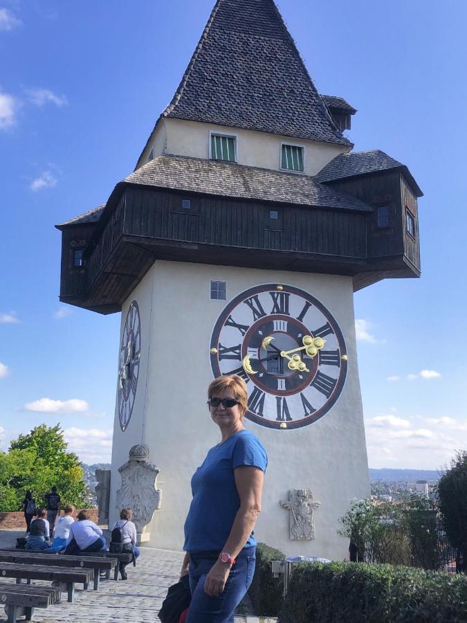 Komfortables Appartement/Garconniere In Graz Fuer Urlaub Und Geschaeftsreisen Екстериор снимка
