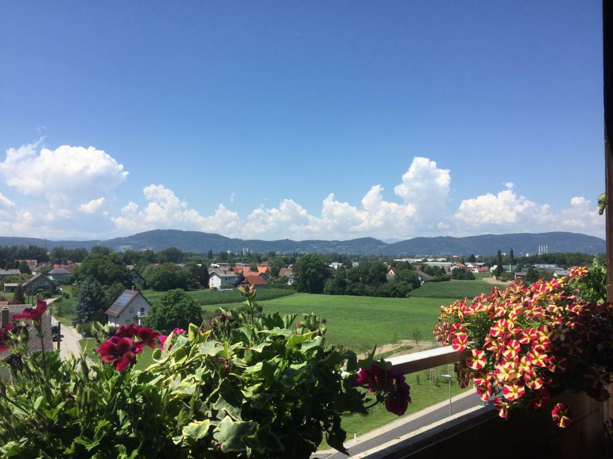 Komfortables Appartement/Garconniere In Graz Fuer Urlaub Und Geschaeftsreisen Екстериор снимка